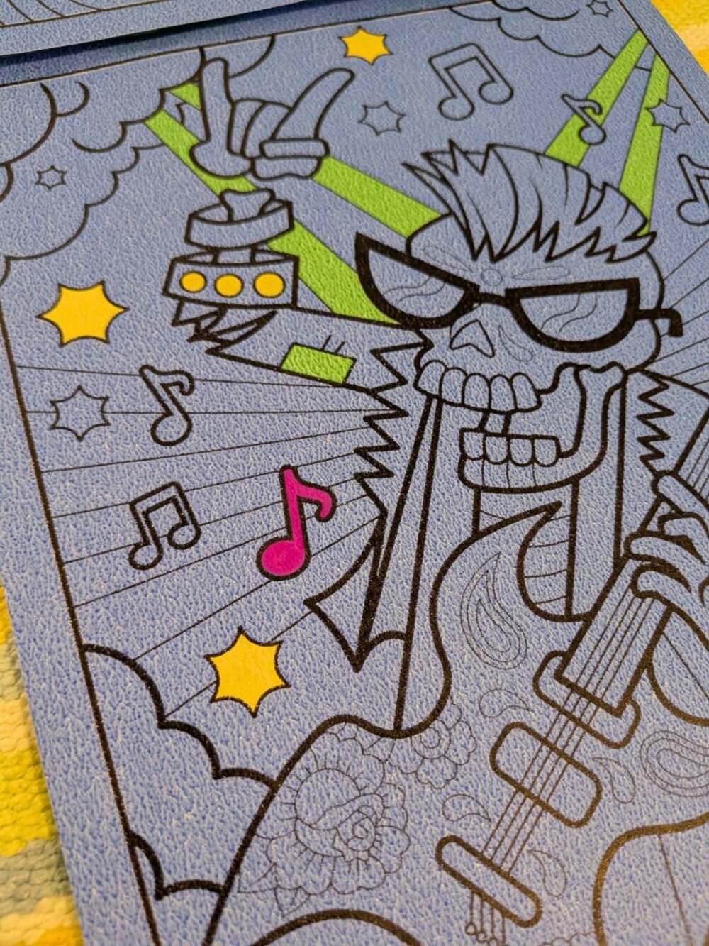 Color Magic Neon Pages + Markers - Picture 2 of 6